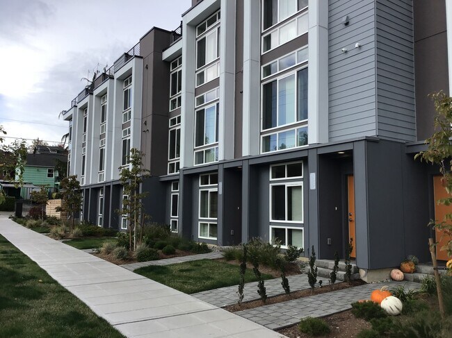 Foto del edificio - 3904 SW Dawson St