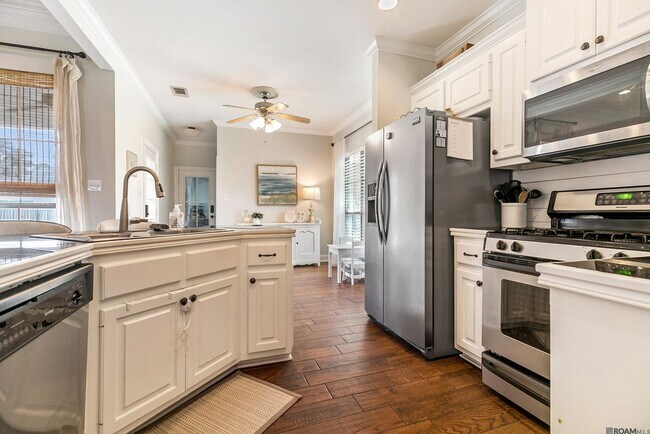 Foto del edificio - 18068 Wilkes Dr
