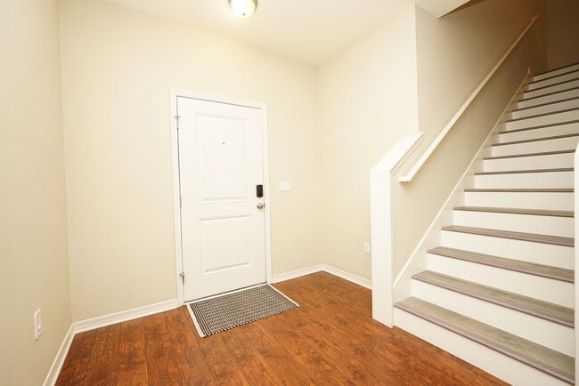 Building Photo - 1305 Finck Rd
