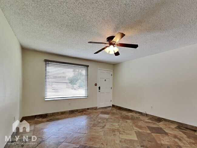 Foto del edificio - 5181 Beech St
