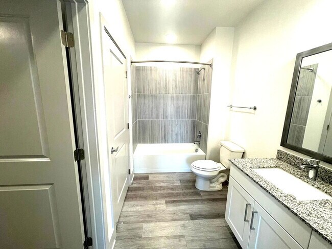 Foto del edificio - 2601 N Austin Ave