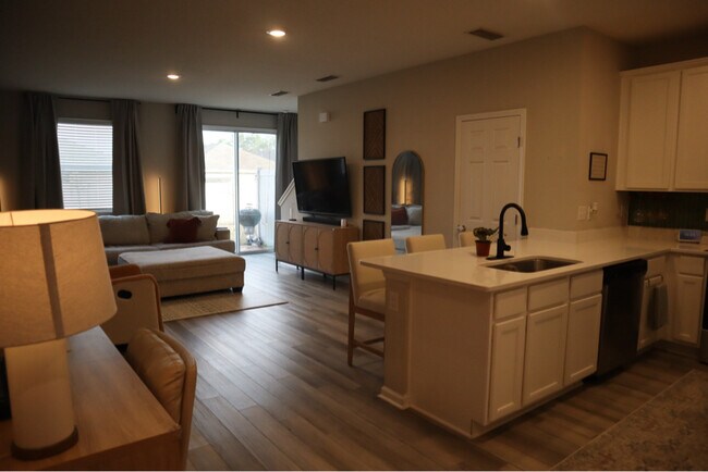 Foto del edificio - 7887 Merchants Way