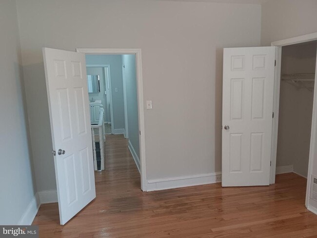 Building Photo - 2255 N Cleveland St