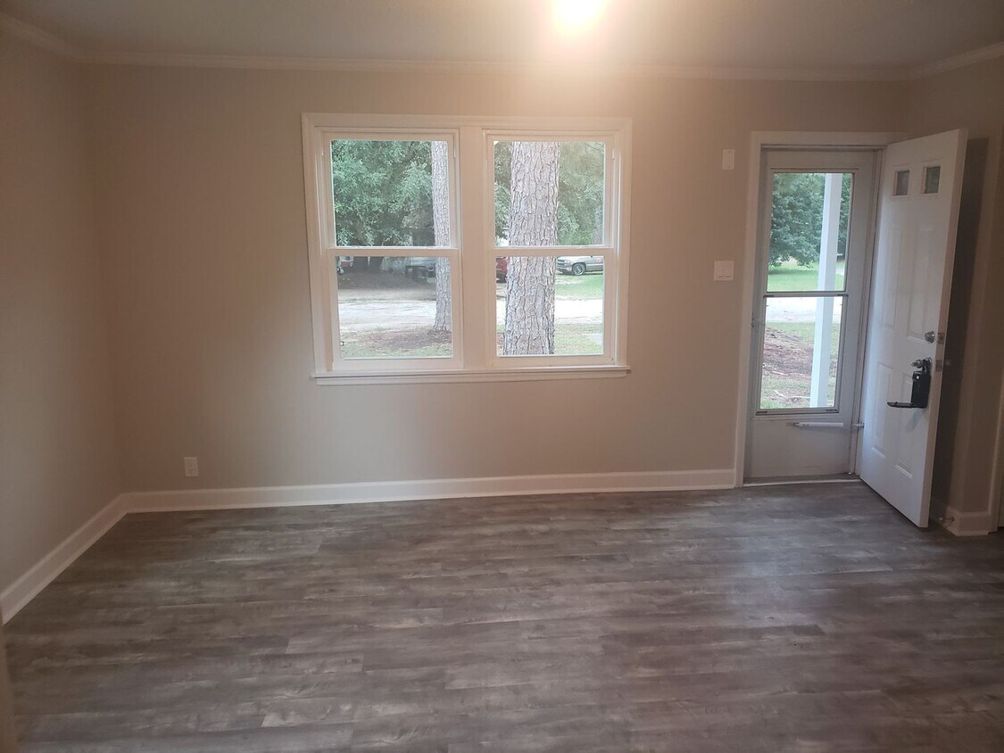 Foto principal - NEWLY RENOVATED DUPLEX UNIT