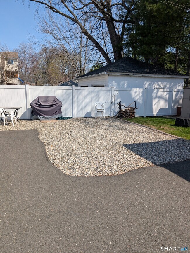 Foto del edificio - 50 Bretton Rd