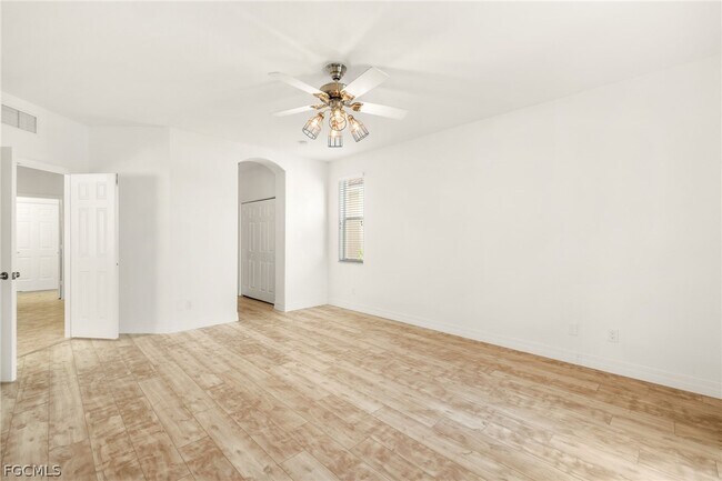 Building Photo - 17030 Tremont St