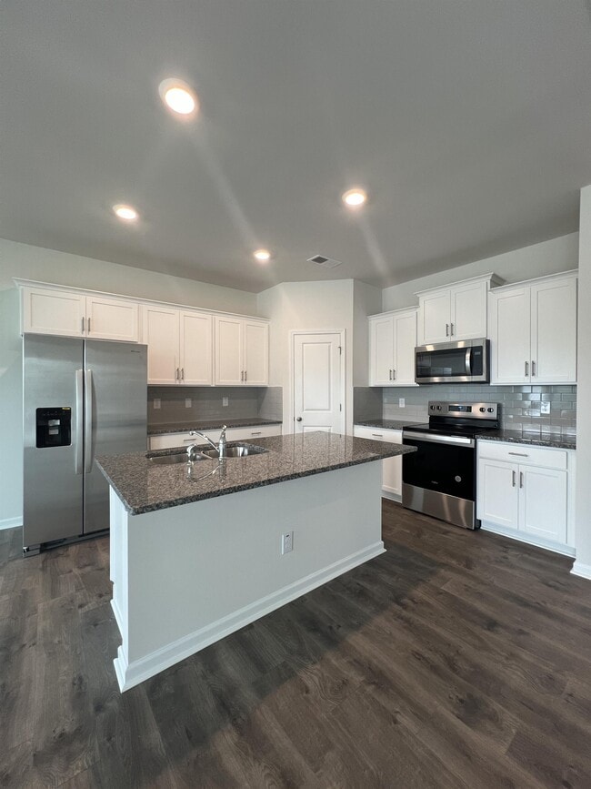 Photo - 1229 Evelynnview Ln Townhome