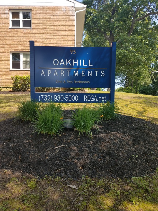 Building Photo - Oakhill Apartments