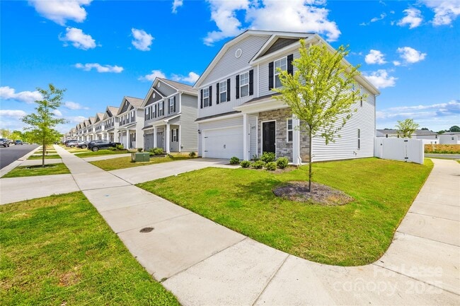 Building Photo - 4225 Stoneygreen Ln