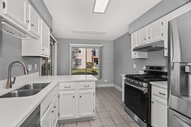 Building Photo - 7020 Andover Ct