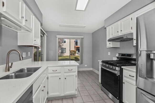 Foto del edificio - 7020 Andover Ct