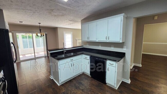 Foto del edificio - 3049 Winding Grove Dr