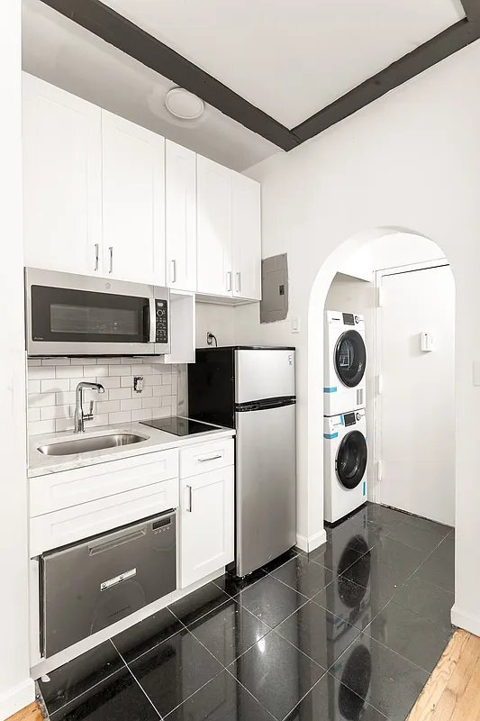 Foto del edificio - 220 Sullivan St