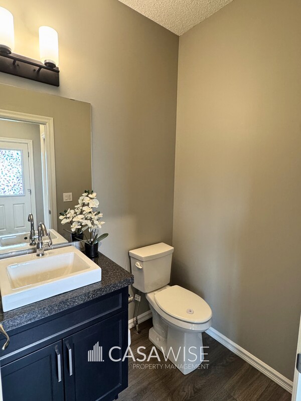 Photo du bâtiment - 342 Desrochers Blvd SW