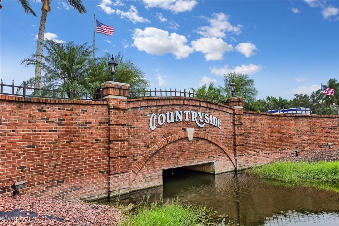 Primary Photo - 458 Countryside Dr