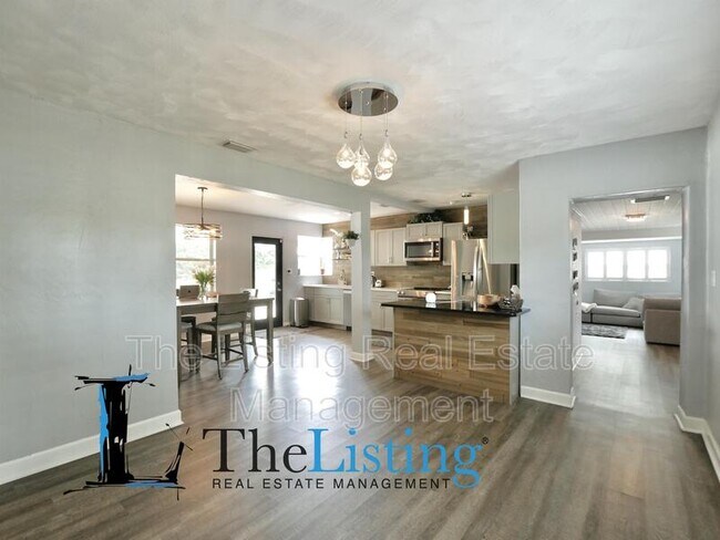 Foto del edificio - 433 N Hampton Ave