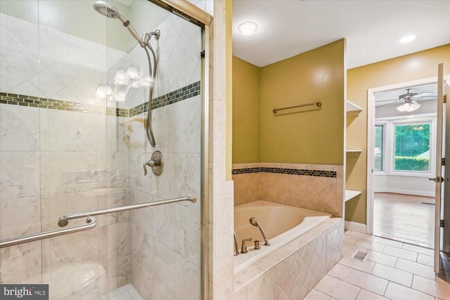 Foto del edificio - Available immediately!
