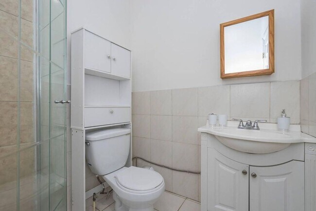 Foto del edificio - Beautiful studio in south st available Aug...