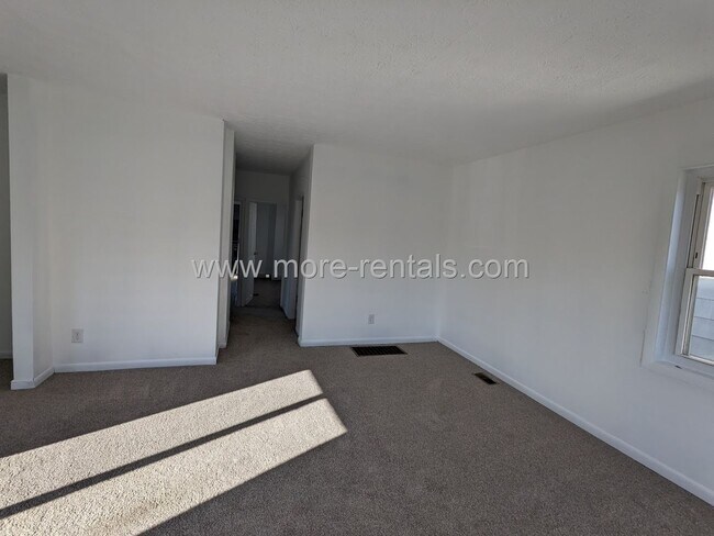 Foto del edificio - 546 E Jenkins Ave