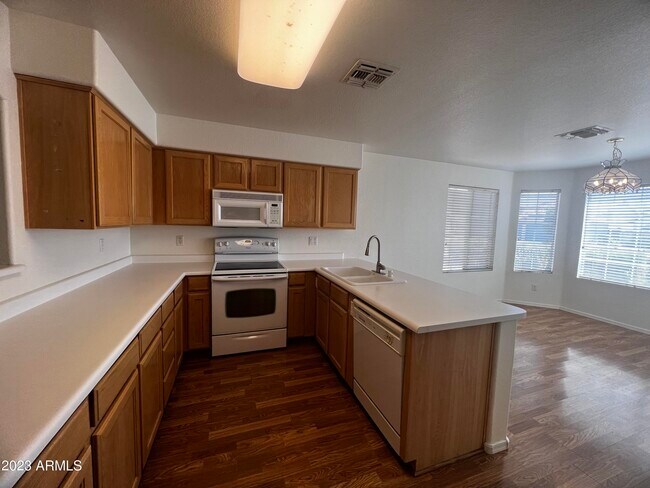 Foto del edificio - 20068 N 110th Ln