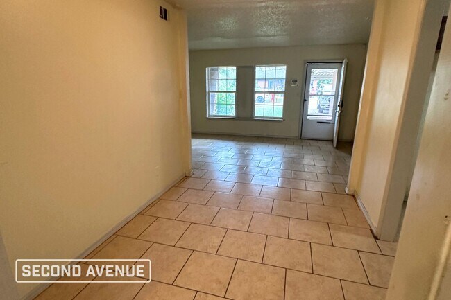 Foto del edificio - 1217 NE 45th St