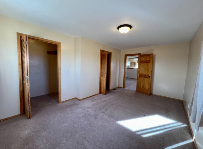 Foto del edificio - 19 Spotted Horse Rd