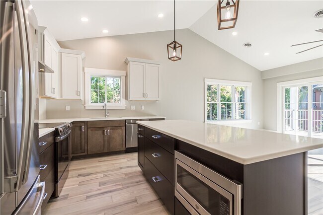 Foto del edificio - 640 Jefferson Ave