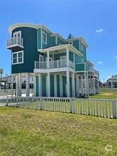Building Photo - 22903 Miramar Dr
