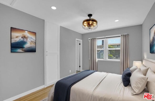 Foto del edificio - 2517 Curtis Ave