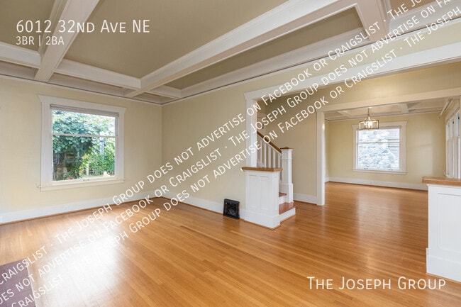 Building Photo - 6012 32nd Ave NE