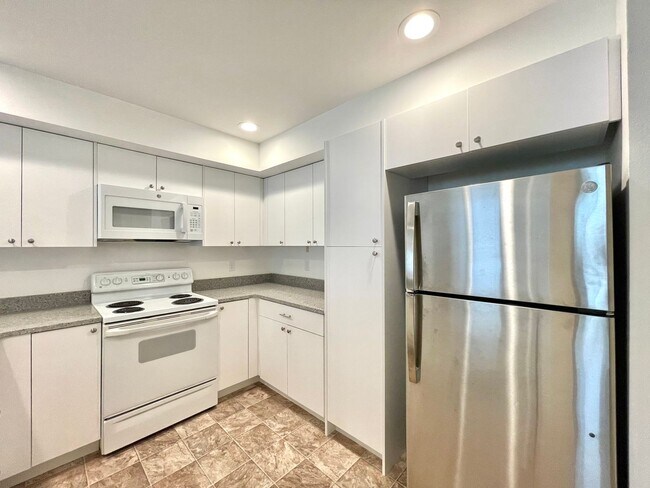 Foto del edificio - bright and cozy 2b2b apartment