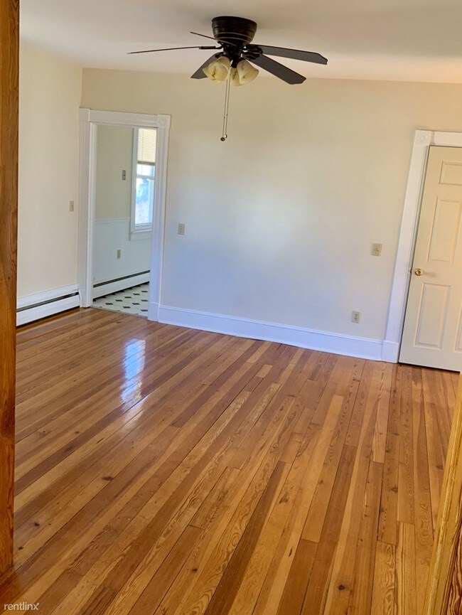 Building Photo - 2 br, 1 bath Apartment - 286 Cherry St