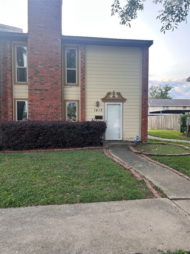 Foto del edificio - 1413 Bonanza Rd