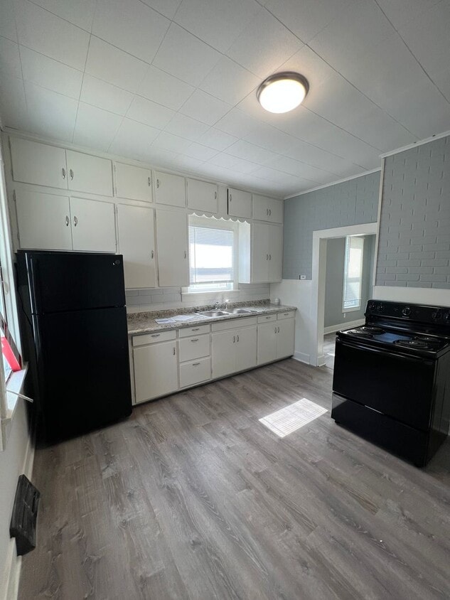 Primary Photo - 4 Bedroom; 2 Bath single family home for r...