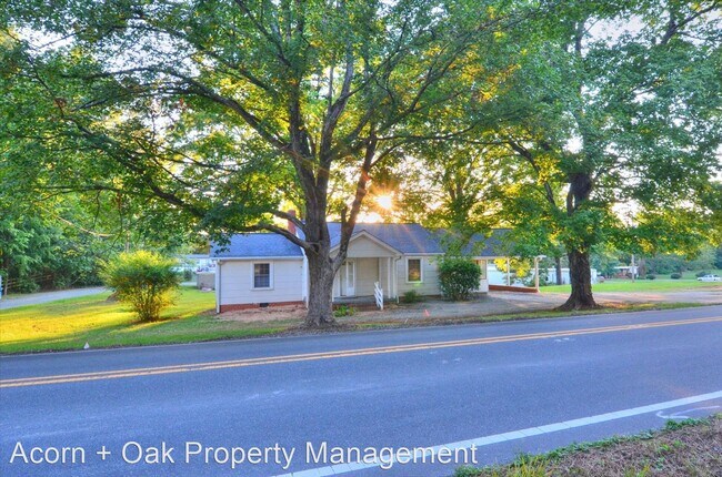 Building Photo - 2 br, 1 bath House - 8800 Old NC 86