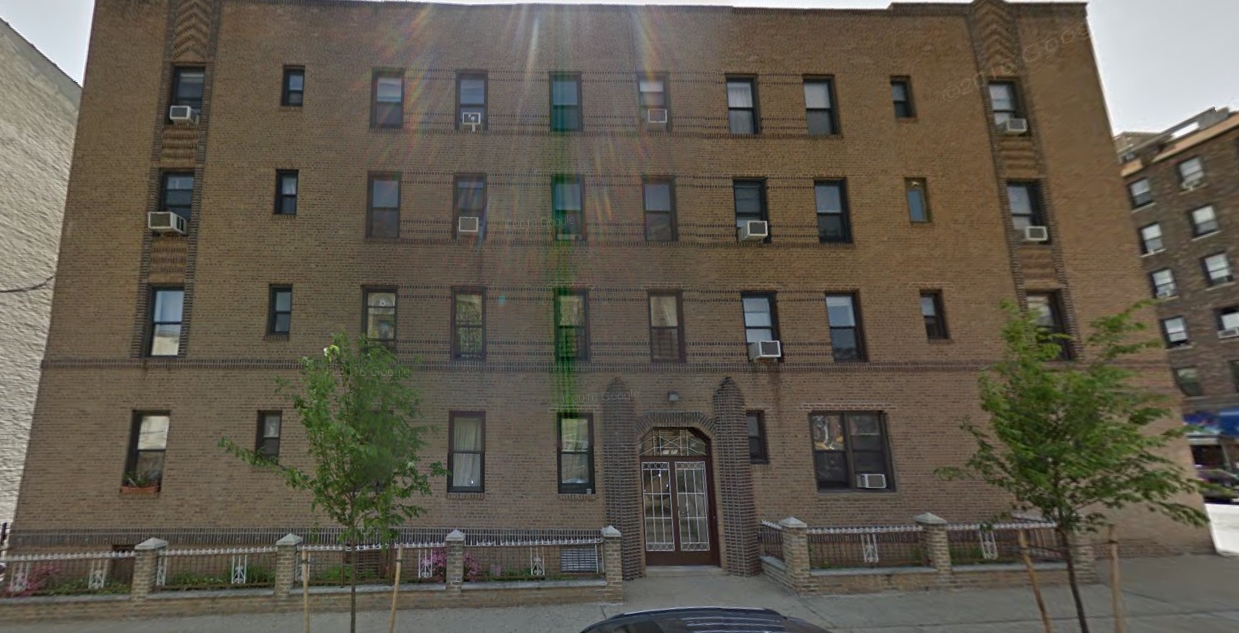 Foto principal - 25-75 33rd St