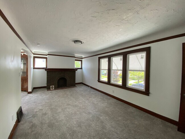 Foto del edificio - 3937-3939 W. 157th St.
