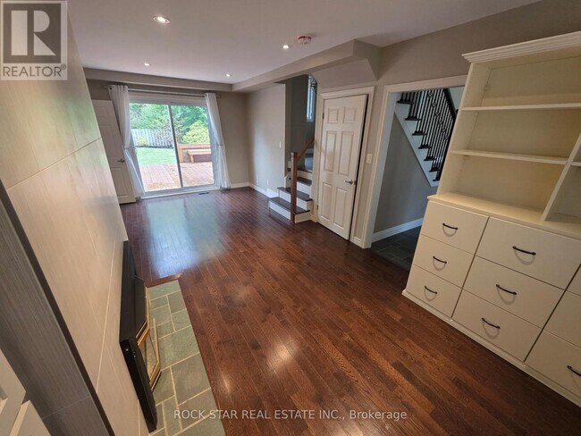 Building Photo - 4 Mississauga Rd