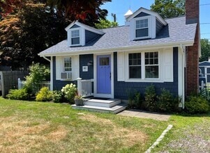 Building Photo - 42 Taylor Ave