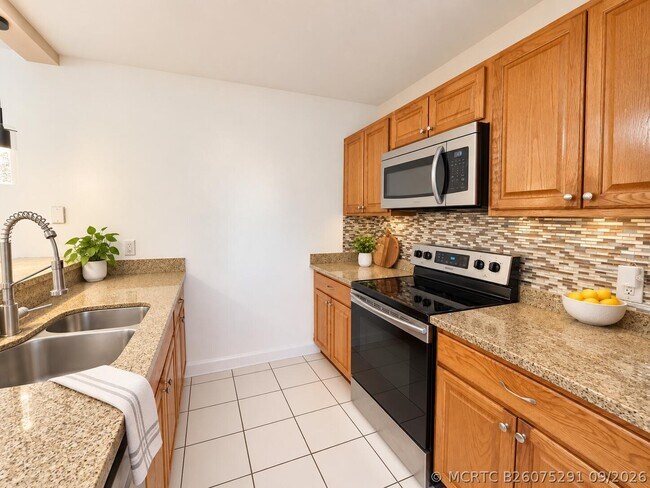 Building Photo - 3308 33rd Way
