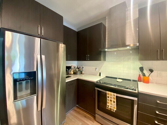 Foto del edificio - Beautiful Condo - North Burnet Road!