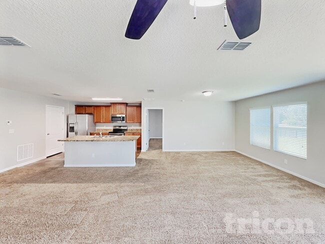 Building Photo - 464 Harley Dr