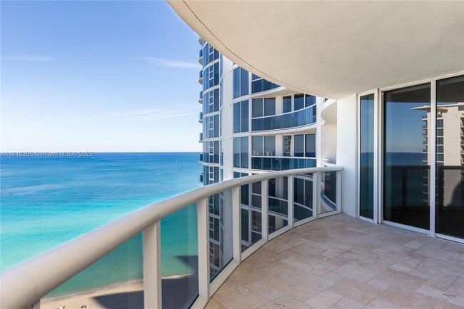Building Photo - 17201 Collins Ave