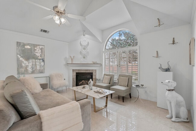 Building Photo - 3100 Camellia Rose Dr