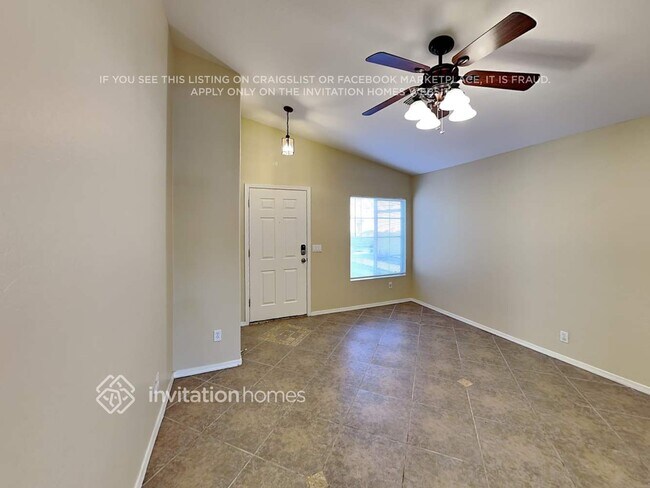 Building Photo - 22059 W Solano Dr