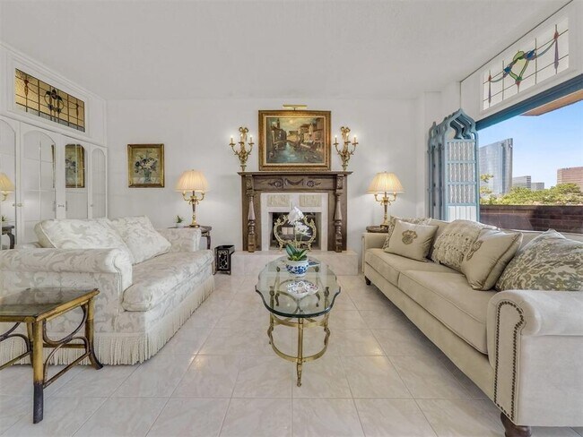Foto del edificio - 21 Briar Hollow Ln