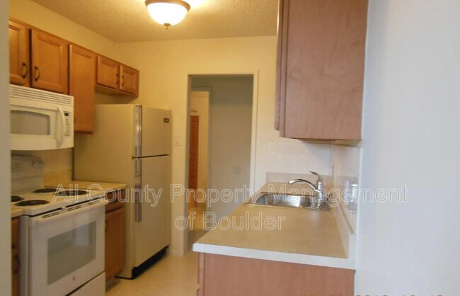 Foto del edificio - 850 20th St