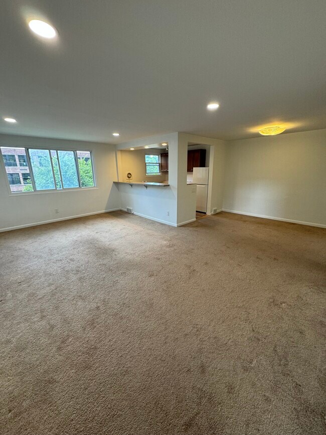 36 Hillcrest Rd Unit B, Erdenheim, PA 19038 Apartments in Erdenheim