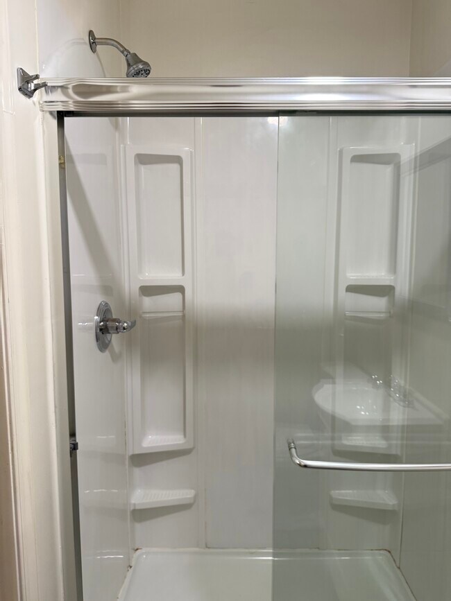 Foto del edificio - 821 Mt Vernon Ave