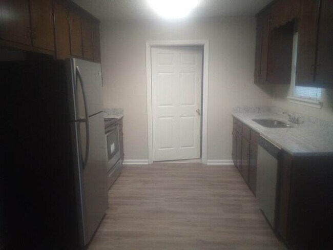 Foto del edificio - 105 Big Oak Cir
